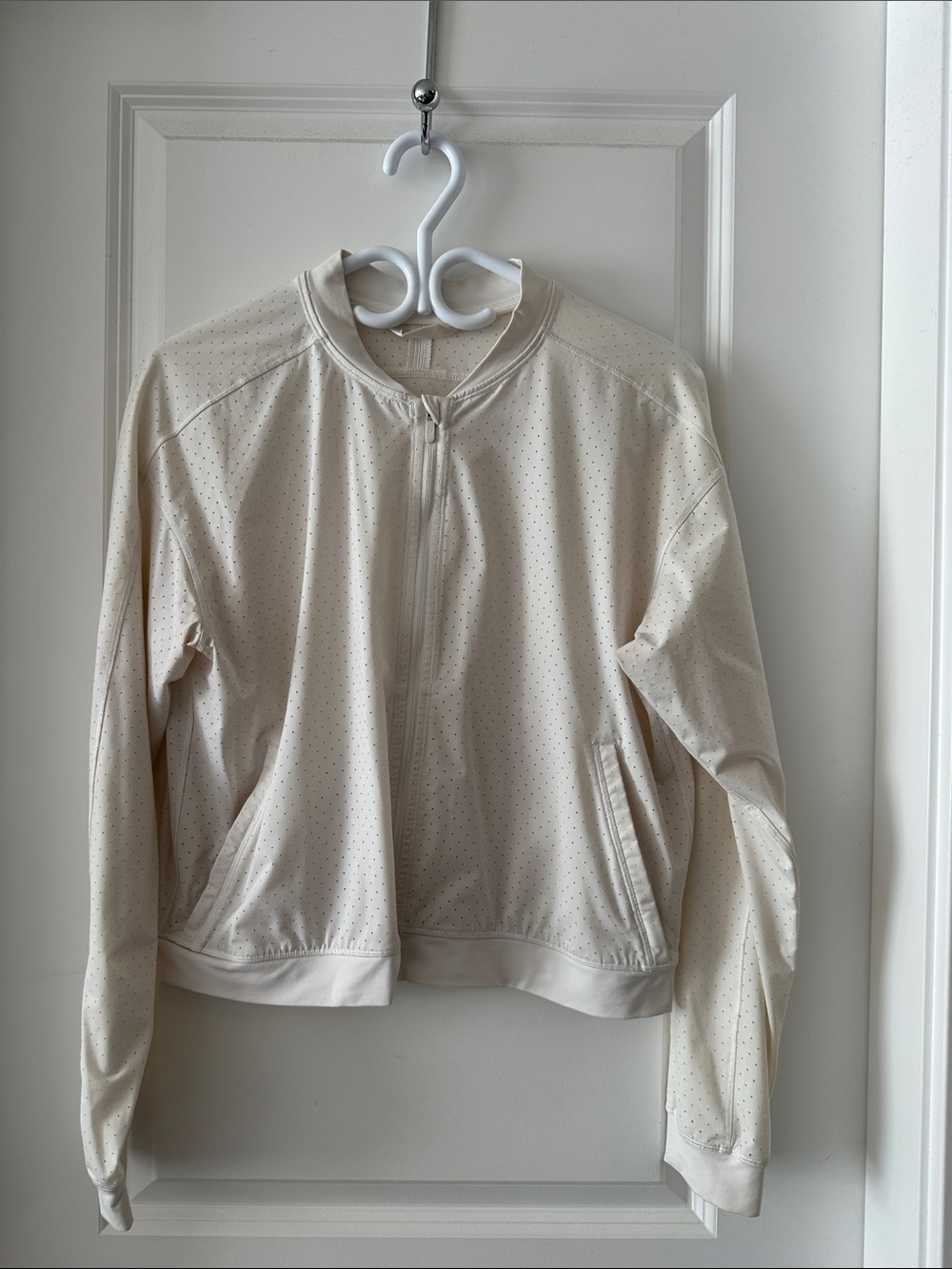 Lululemon cropped white bomber jacket